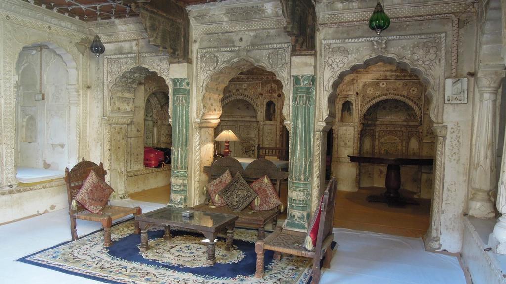 Hotel Narayan Niwas Castle à Ramgarh Shekhawati Extérieur photo