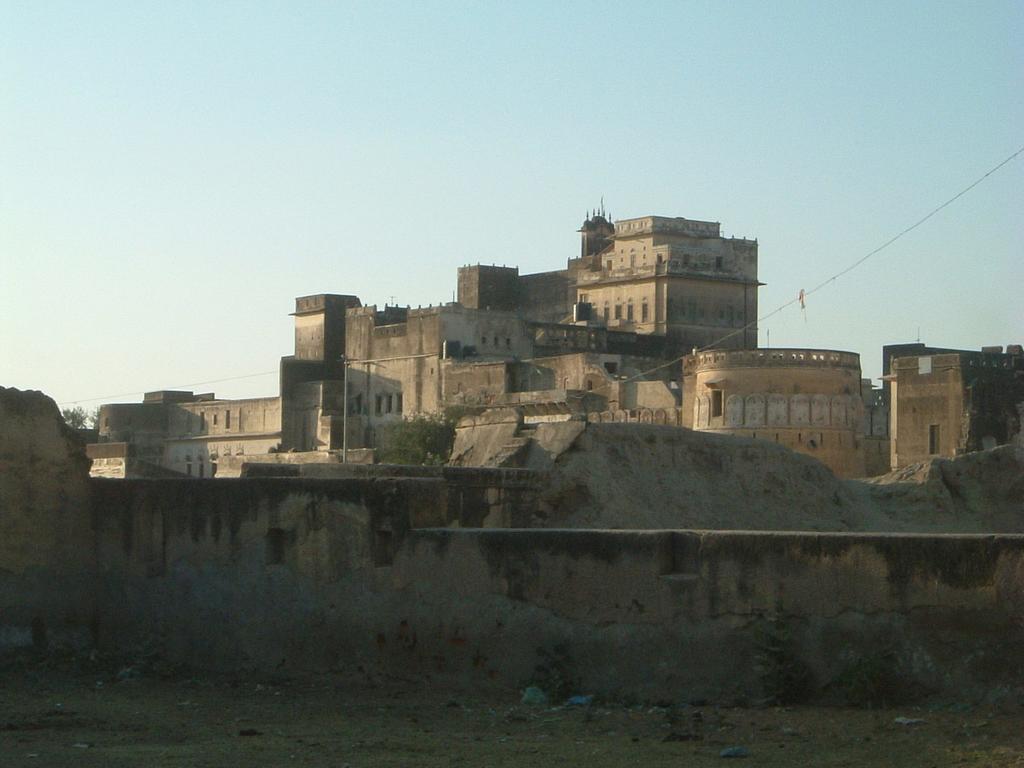 Hotel Narayan Niwas Castle à Ramgarh Shekhawati Extérieur photo